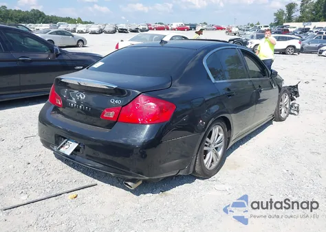 2015 Infiniti Q40 z USA, uszkodzony, nr VIN JN1CV6AP2FM502848